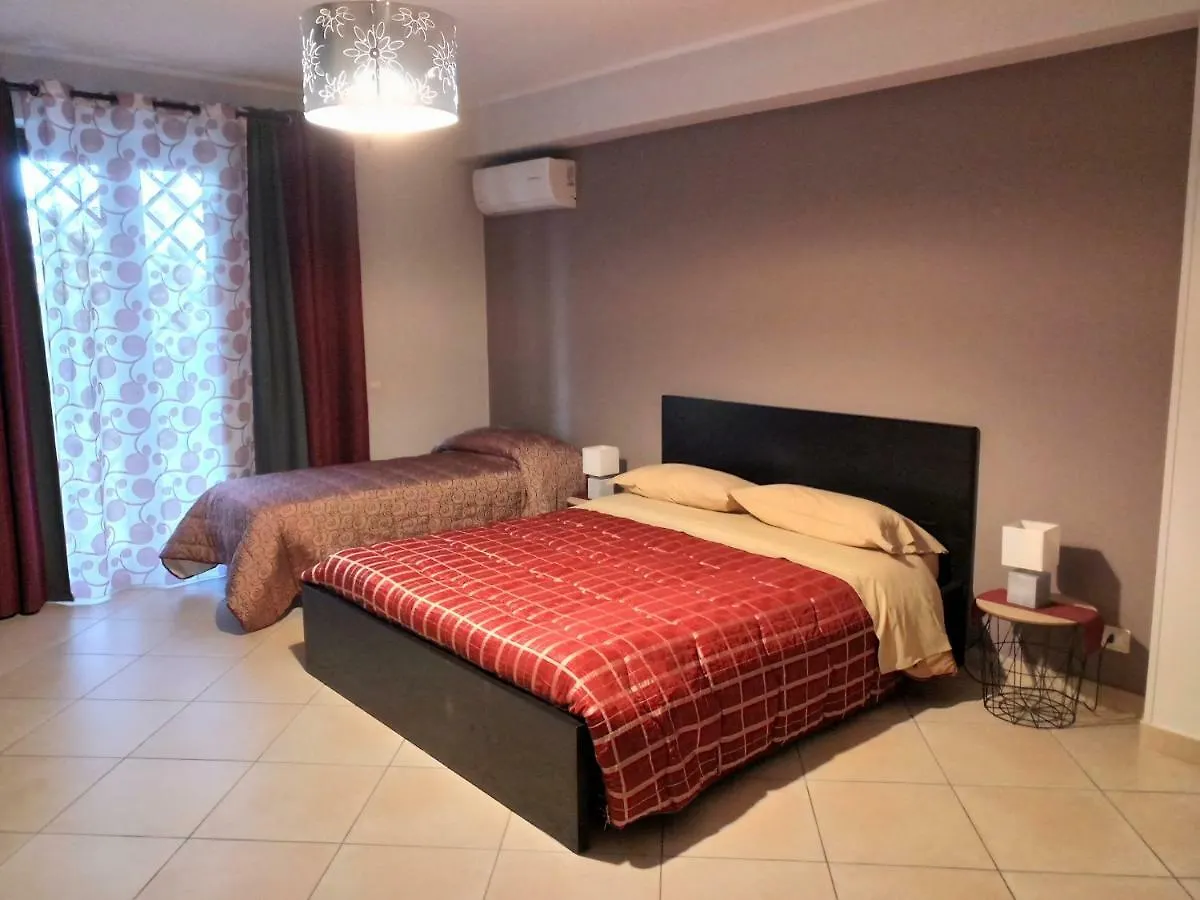Villa Feluchia Tra Il Mare E Il Vulcano Acireale Bed & Breakfast