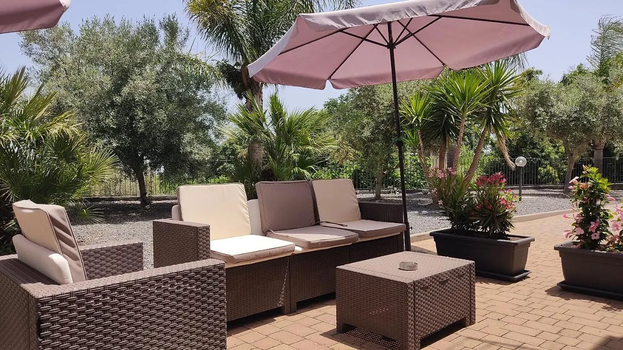 ** Bed & Breakfast Villa Feluchia Tra Il Mare E Il Vulcano Acireale Italy