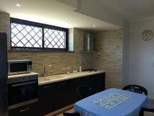 Villa Feluchia Tra Il Mare E Il Vulcano Acireale 2*,